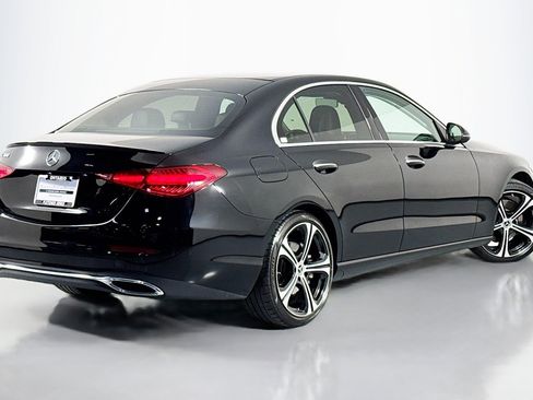 Used 2022 Mercedes-Benz C 300 Sedan image 11