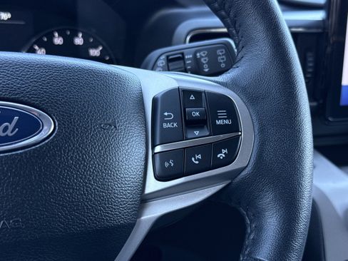 Used 2024 Ford Explorer XLT w/ Equipment Group 202A image 15