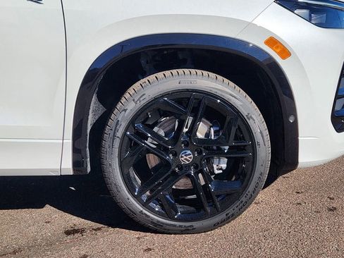 New 2026 Volkswagen Tiguan SE R-Line AWD/4WD image 30