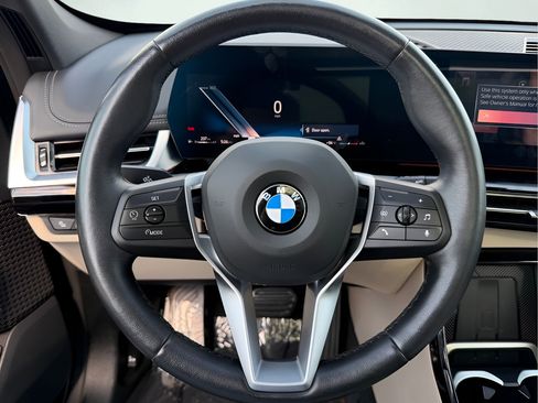 Used 2025 BMW X1 xDrive28i w/ Convenience Package AWD/4WD image 51