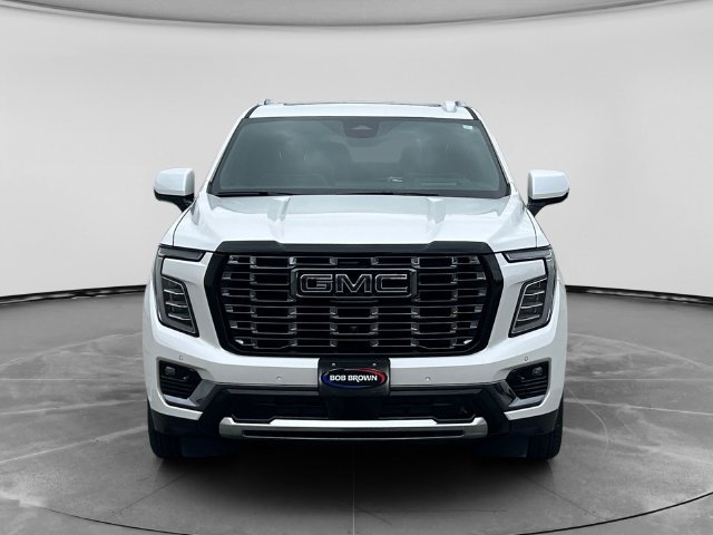 Used 2025 GMC Yukon Denali Ultimate w/ LPO, Illumination Package AWD/4WD image 8