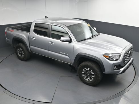 Certified 2021 Toyota Tacoma TRD Off-Road image 35