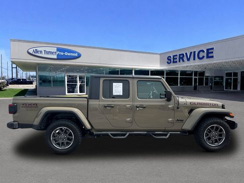 Used 2020 Jeep Gladiator Sport AWD/4WD image 9