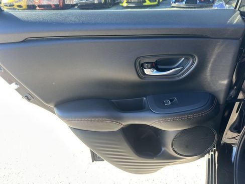 Used 2024 Honda HR-V Sport image 25