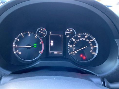 Used 2020 Lexus GX 460 Premium w/ Premium Package image 16