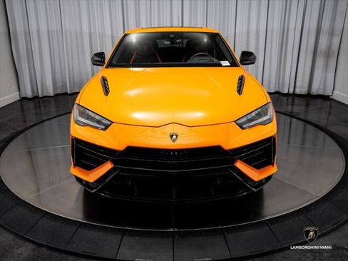 Used 2024 Lamborghini Urus S AWD/4WD image 3