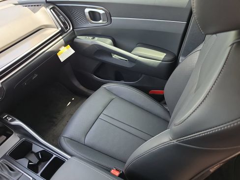 New 2026 Kia Sorento S FWD image 15