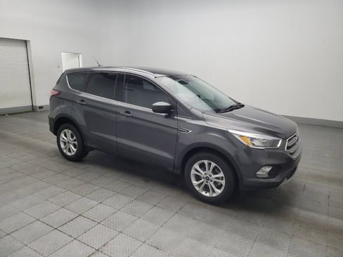 Used 2017 Ford Escape SE FWD image 11
