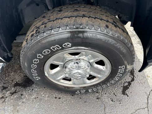 Used 2024 RAM 3500 Tradesman w/ Chrome Appearance Group AWD/4WD image 11