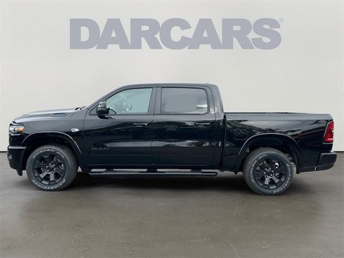 New 2026 RAM 1500 4x4 Crew Cab image 4