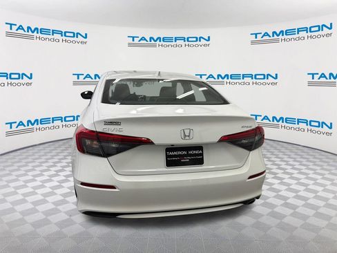 Used 2022 Honda Civic Sport image 4