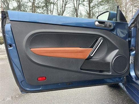 Used 2017 Volkswagen Beetle 1.8T Classic image 13