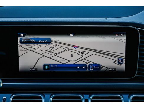New 2026 Mercedes-Benz GLS 580 4MATIC image 13