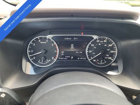 Used 2022 Nissan Rogue SV FWD image 13