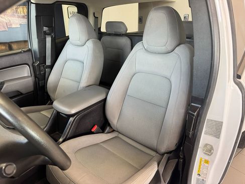 Used 2018 Chevrolet Colorado W/T w/ WT Convenience Package image 13