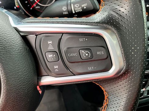Used 2020 Jeep Gladiator Mojave AWD/4WD image 21