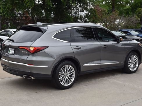 Used 2023 Acura MDX SH-AWD w/ Advance Package image 7