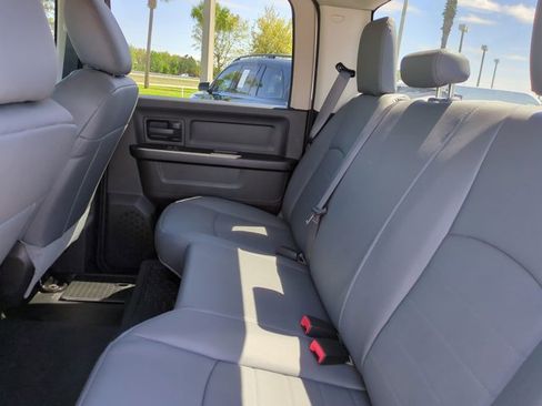 Used 2019 RAM 1500 Tradesman w/ Chrome Appearance Group image 14