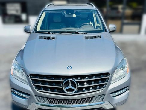 Used 2015 Mercedes-Benz ML 350 4MATIC w/ Premium 1 Package image 9