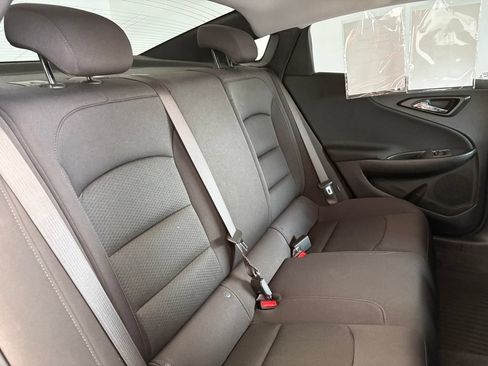 Used 2024 Chevrolet Malibu RS FWD image 31