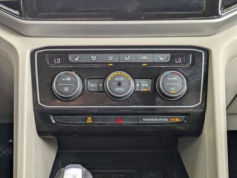 Used 2022 Volkswagen Atlas SE image 15