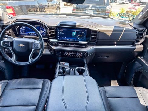 Used 2023 Chevrolet Silverado 1500 LTZ w/ LTZ Premium Package AWD/4WD image 15