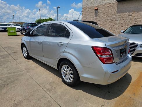 Used 2019 Chevrolet Sonic LT w/ Convenience Package FWD image 6