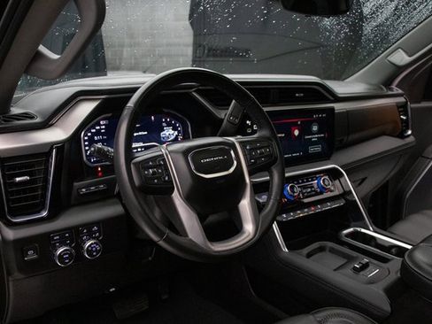 Used 2024 GMC Sierra 2500 Denali w/ Denali Reserve Package image 29