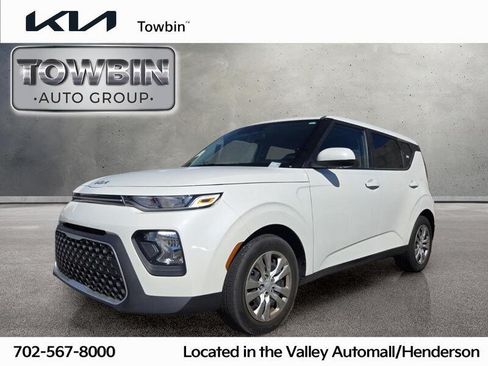 Certified 2022 Kia Soul LX FWD image 1