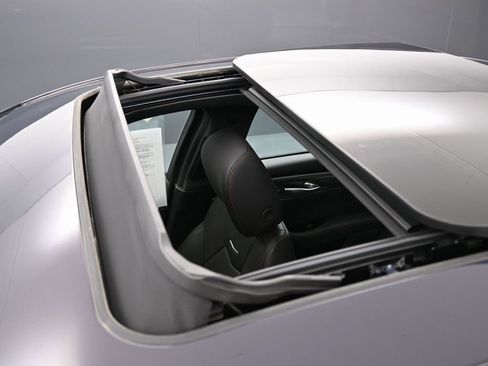 Used 2025 Cadillac CT5 Sport image 11