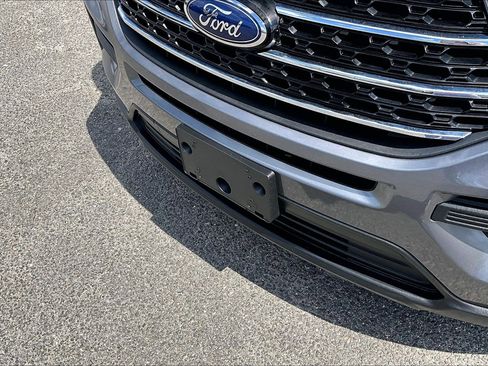 Used 2021 Ford Explorer XLT AWD/4WD image 35