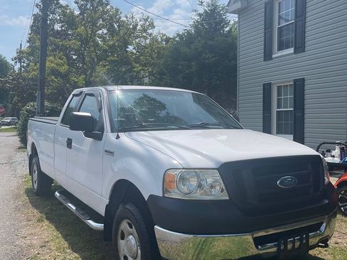 Used 2006 Ford F150 XL AWD/4WD image 2