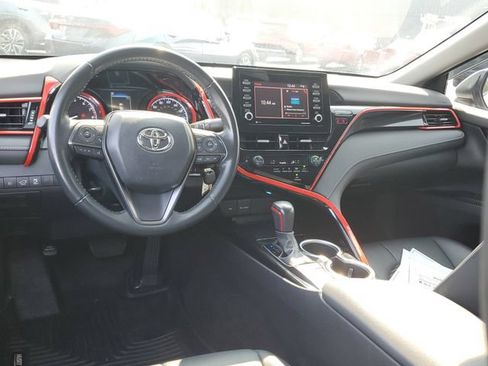 Used 2023 Toyota Camry SE FWD image 9