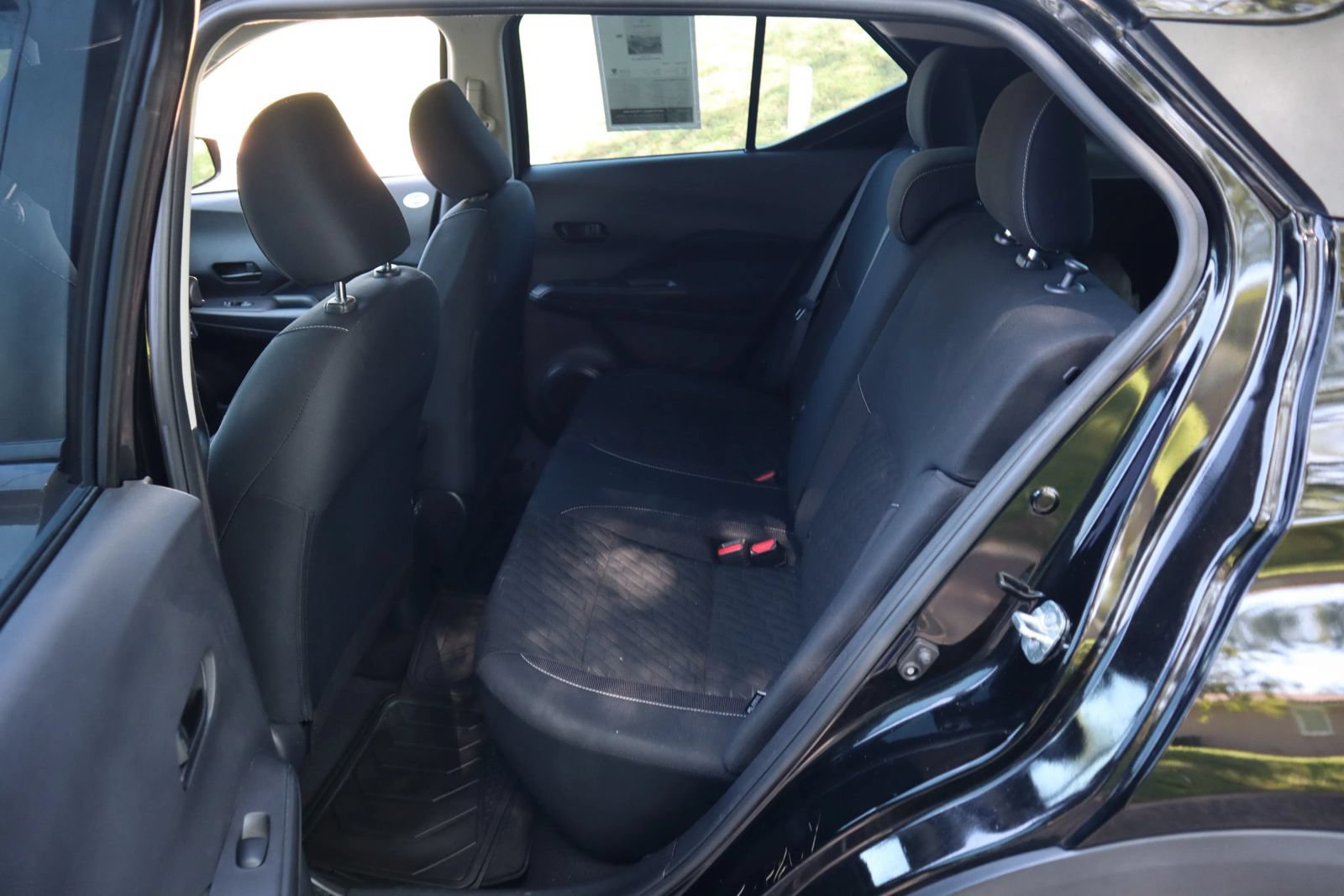 Used 2022 Nissan Kicks S FWD image 12