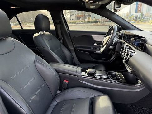 Used 2020 Mercedes-Benz A 220 4MATIC image 30