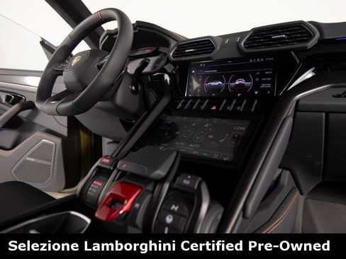 Used 2024 Lamborghini Urus S image 32