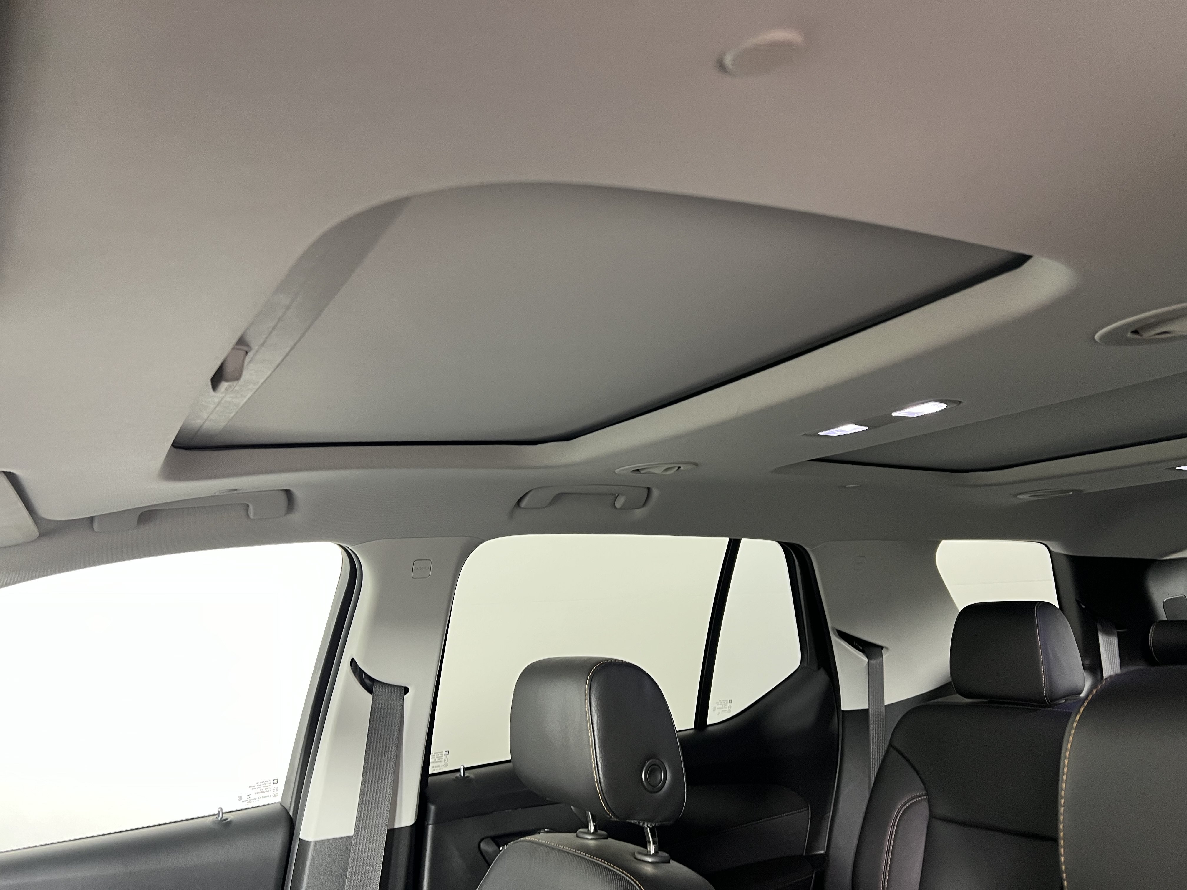 Used 2020 Chevrolet Traverse Premier w/ LPO, Floor Liner Package AWD/4WD image 18