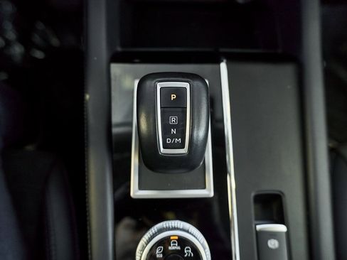 Used 2024 Mitsubishi Outlander SE image 41