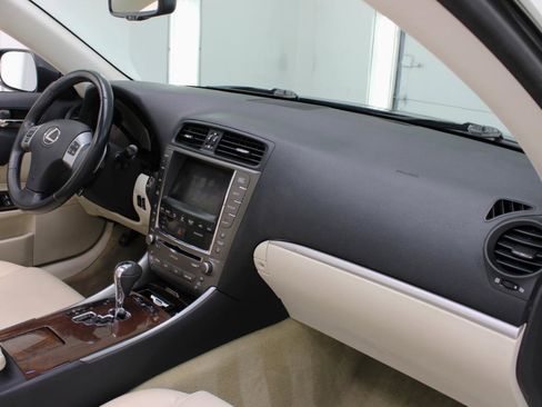 Used 2011 Lexus IS 250C image 50
