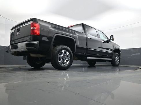 Used 2019 GMC Sierra 3500 SLT image 25