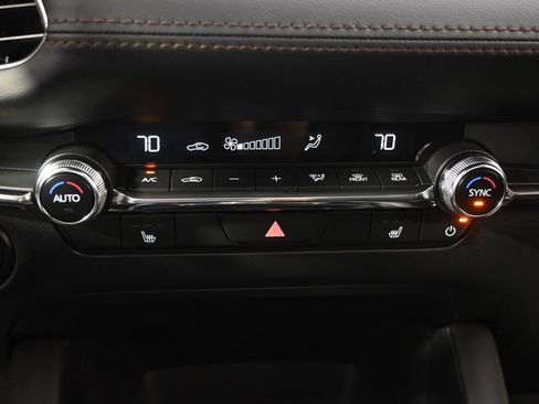 New 2026 MAZDA MAZDA3 2.5 S Hatchback w/ Premium Pkg FWD image 30