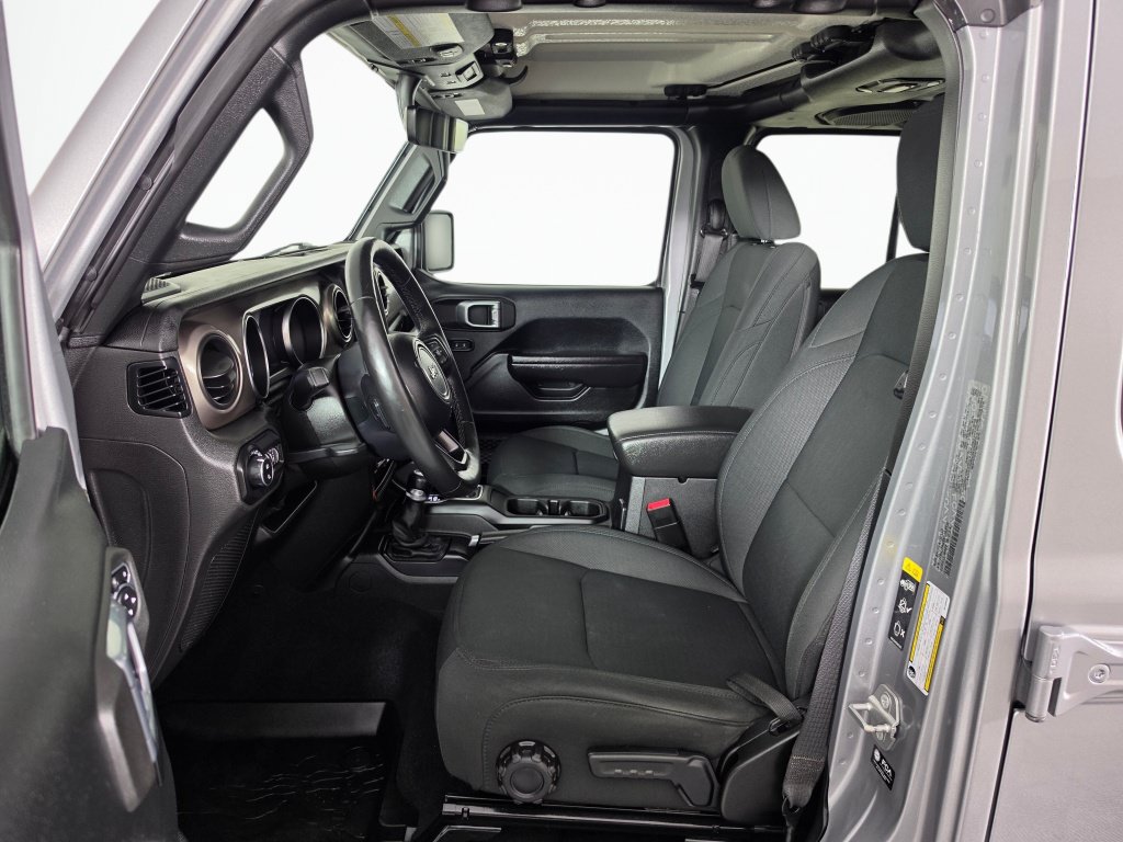 Used 2021 Jeep Gladiator Sport AWD/4WD image 29