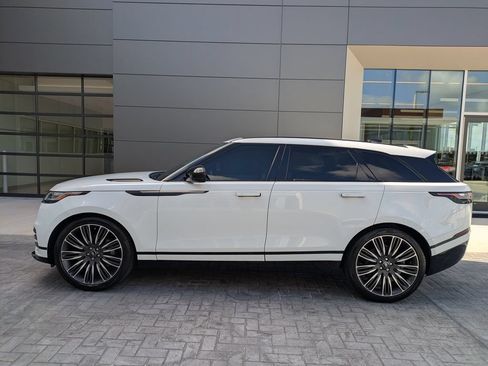 Certified 2023 Land Rover Range Rover Velar R-Dynamic S AWD/4WD image 9