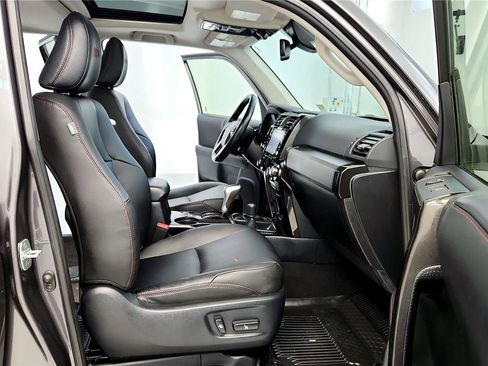 Certified 2023 Toyota 4Runner TRD Off-Road Premium image 28
