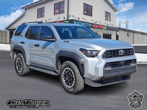 Used 2025 Toyota 4Runner TRD Off-Road AWD/4WD image 1