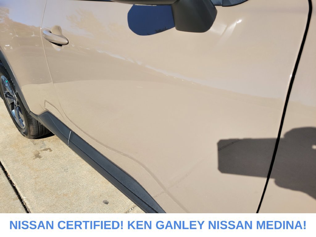 Certified 2024 Nissan Rogue SV w/ SV Premium Package AWD/4WD image 13