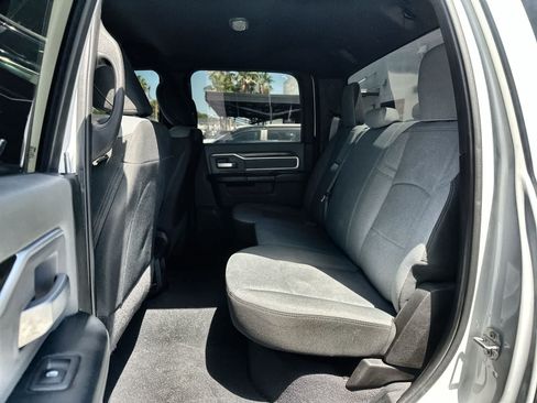 Used 2021 RAM 2500 Big Horn AWD/4WD image 4