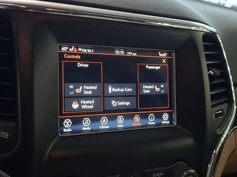Used 2018 Jeep Grand Cherokee Limited AWD/4WD image 24