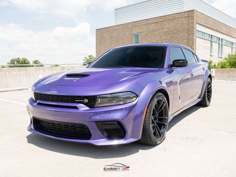 Used 2023 Dodge Charger Scat Pack RWD image 3