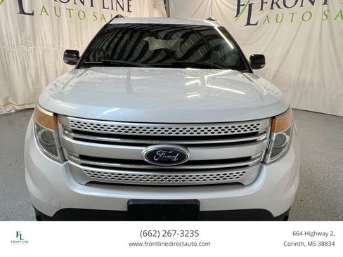 Used 2014 Ford Explorer XLT w/ Equipment Group 202A image 2